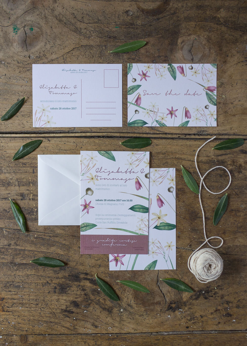 Wedding suite botanica Lillie - Partecipazioni di matrimonio e cartolina Save the date in carta vergata - Dettagli botanici - Lily&Sage Design